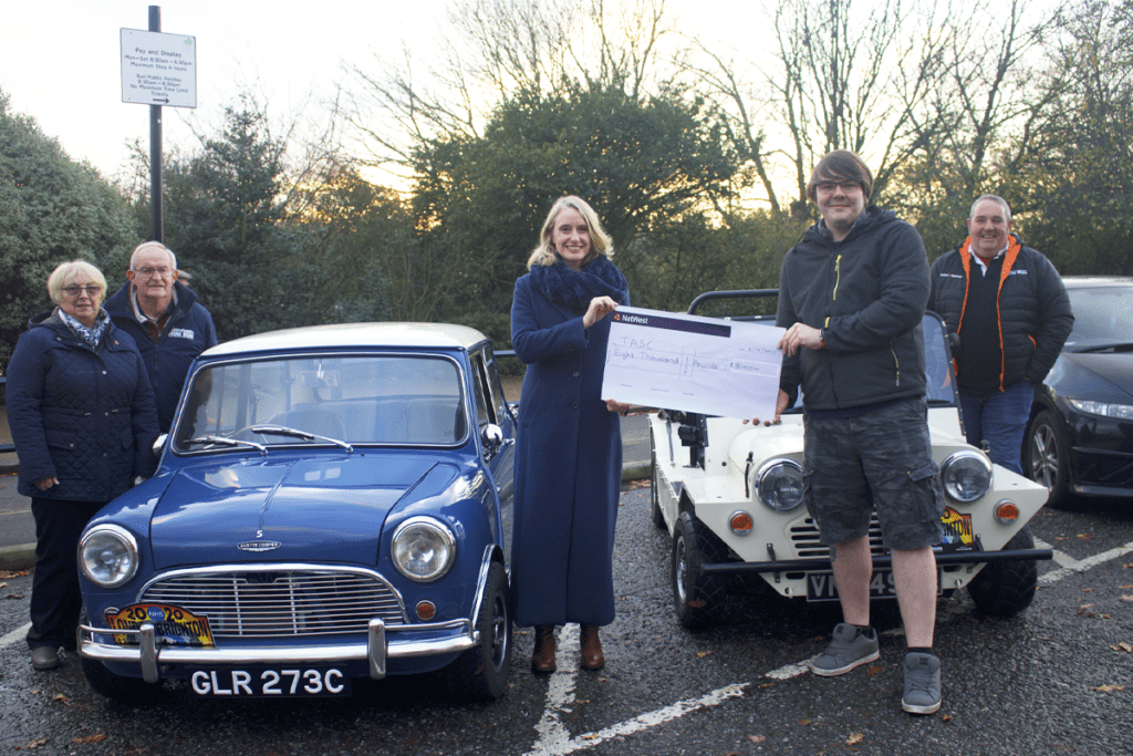 London & Surrey Mini Owners Club raise £8,000 to support The Ambulance Staff Charity (TASC)